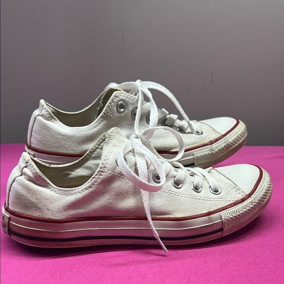 Converse White Low Top Sneakers M7W9 - Picture 3 of 6